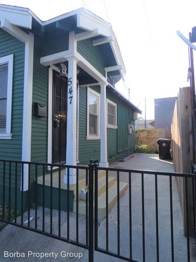 Main picture of 541 Cerritos Ave