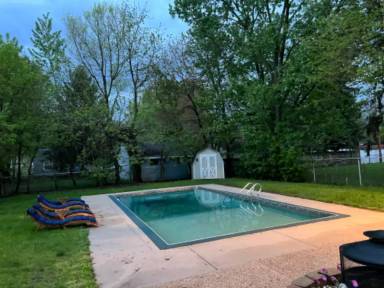 Main picture of 247 S Hamilton Rd