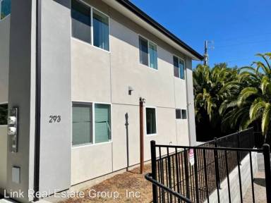 Main picture of 221 Longview Ln