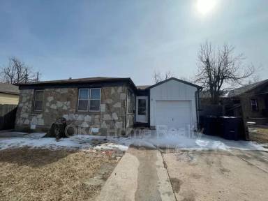 Main picture of 3910 NW 26th St