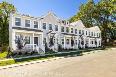 Main picture of 108 Grover Ct
