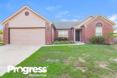 Main picture of 7427 Fox Creek Dr