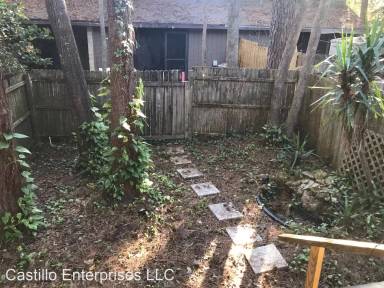 Main picture of 6907 SW 45th Ave