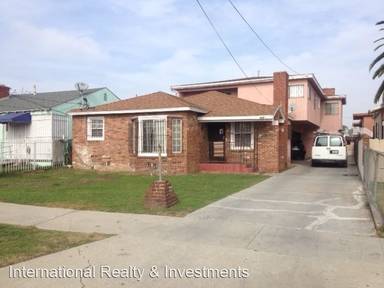 Main picture of 617 W 95th St