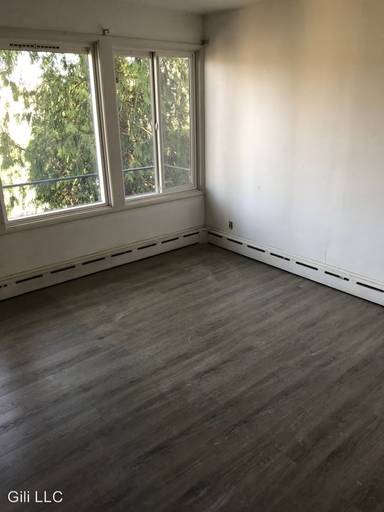 Main picture of 4744 22nd Ave NE