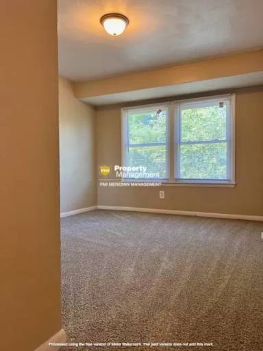 Main picture of 413 W 11th St