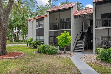 Main picture of Village Brooke Condominium