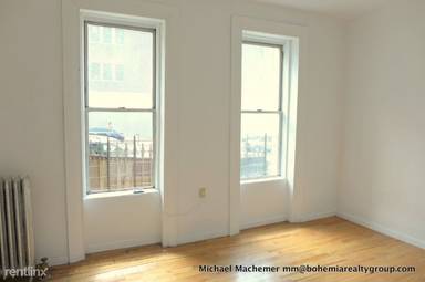 Main picture of 525 W 135th St
