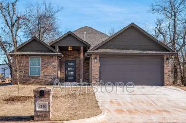 Main picture of 2140 N Everest Ave