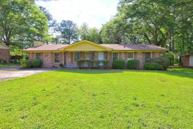 Main picture of 7415 Ann St