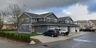 Main picture of 270 W Maberry Dr