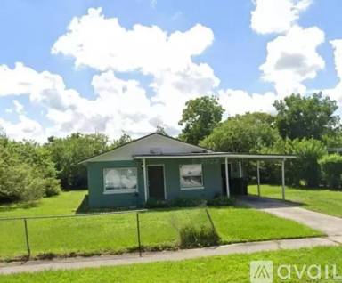 Main picture of 1241 Deerock Dr