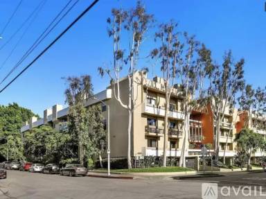 Main picture of 750 N Kings Rd