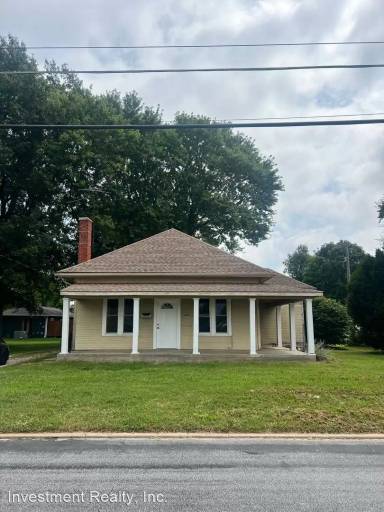 Main picture of 808 S McCanse St