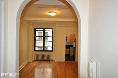 Main picture of 166 2nd Ave Apartments