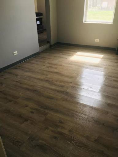 Main picture of 7146 S Lowe Ave