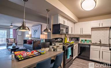 Main picture of Village at East Riverside