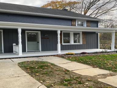 Main picture of 1096 W Penn Grant Rd