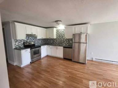 Main picture of Gibbons Ct