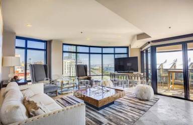 Main picture of Harbor Club Condos