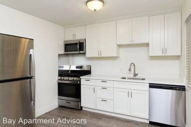 Main picture of 6389 Dana St