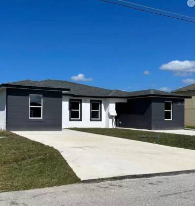 Main picture of 542 Kilimanjaro Dr