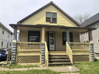 Main picture of 4094 E 142nd St