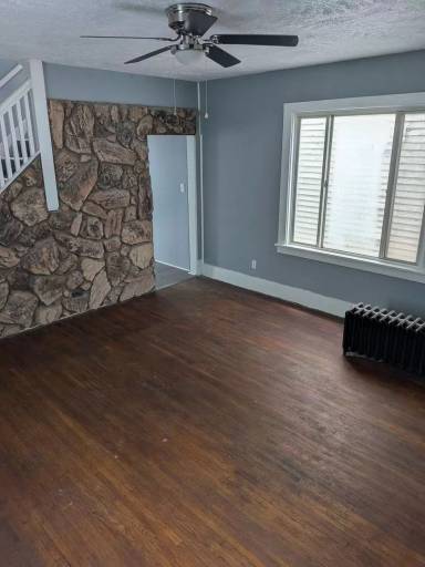 Main picture of 4250 Harrison St
