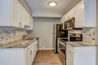 Main picture of Z on Decker Apartments