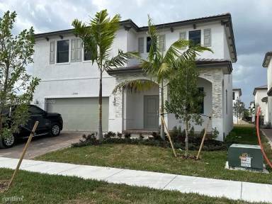 Main picture of 12985 SW 230th St