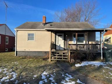 Main picture of 717 S Edison Ave