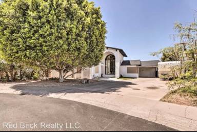 Main picture of 4536 N 18th Dr