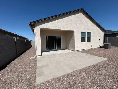 Main picture of 35625 N Breezy Ln
