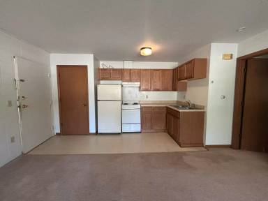 Main picture of 2714 Wayne Ave