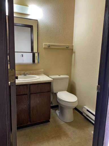 Main picture of 725 Elder Ct