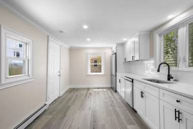 Main picture of 125 Grand View St