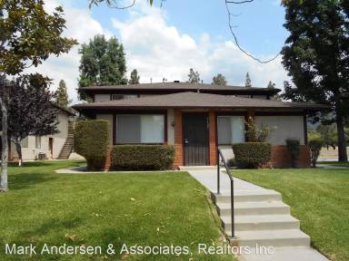Main picture of 1107 W Calle de las Estrellas