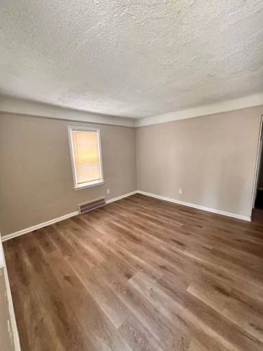 Main picture of 13553 Westwood St