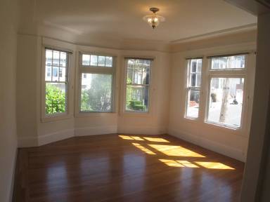 Main picture of 2355 California St