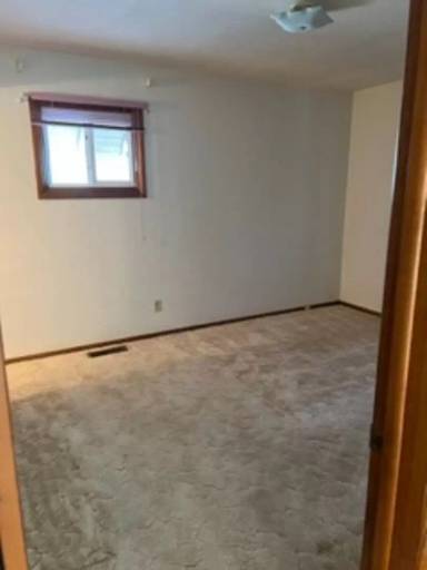 Main picture of 119 S Coventry Dr