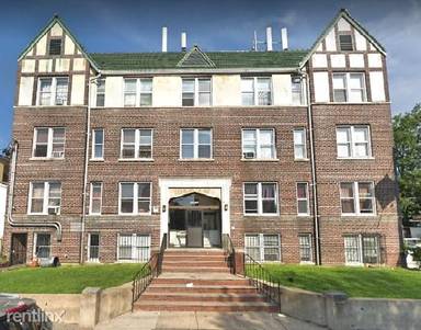 Main picture of 265 Stuyvesant Ave