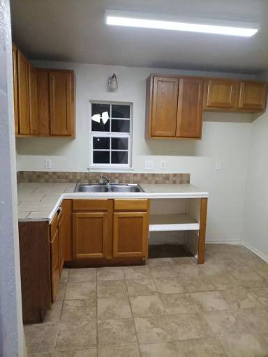 Main picture of 2509 N Saint Peter Ave