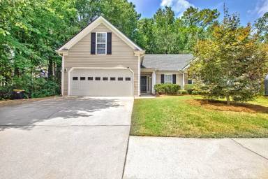 Main picture of 36 Alessie Park Ln