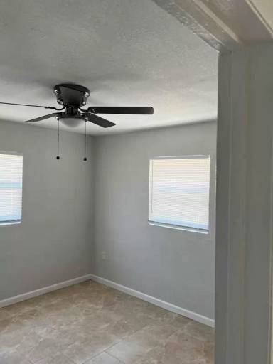 Main picture of 1011 N 16th St