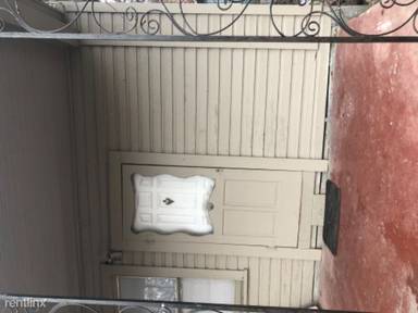 Main picture of 911 Leal St