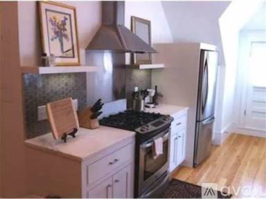 Main picture of 82 Rutledge Ave