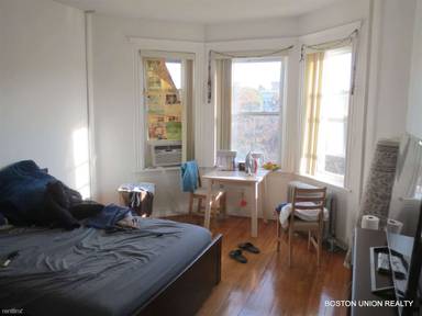 Main picture of 107 Park Dr