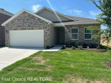 Main picture of 1677 Whitworth Dr