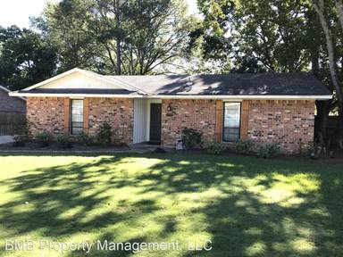 Main picture of 4444 Pepper Ave