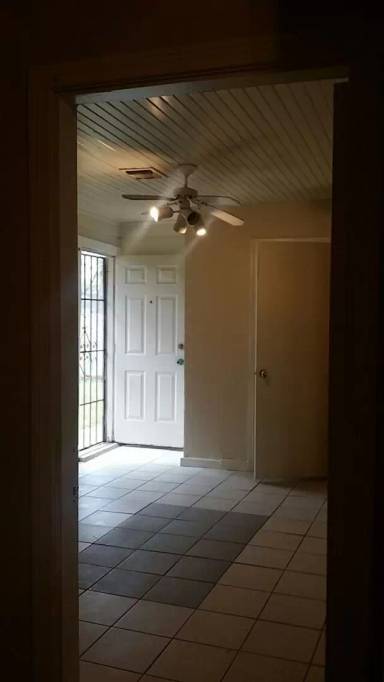 Main picture of 5042 Ventura Ln